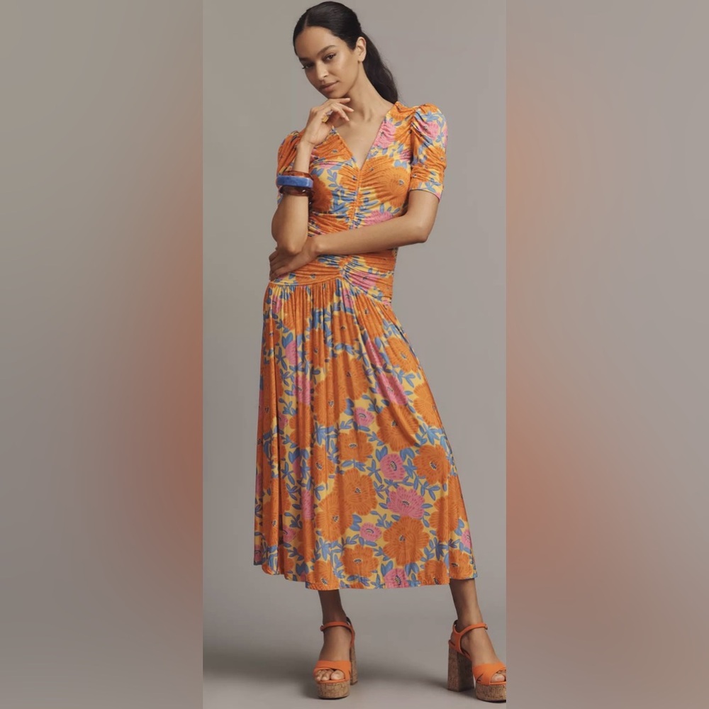 Farm Rio Short-Sleeve V-Neck Midi Dress